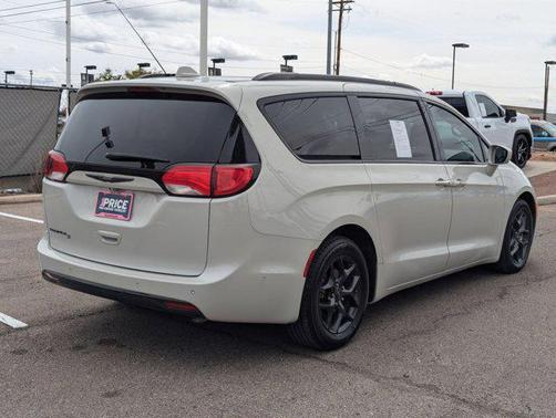 2020 Chrysler Pacifica Touring-L Plus