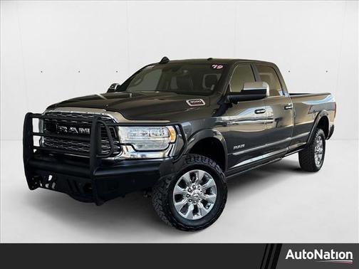 2019 RAM 3500 Limited Crew Cab 4x4 8' Box