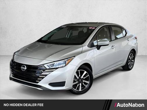 Brilliant Silver Metallic 2025 Nissan Versa 1.6 SV