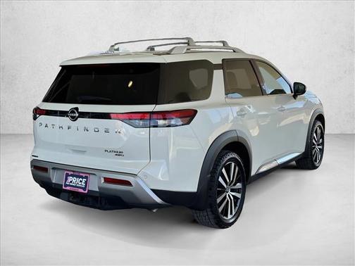 2023 Nissan Pathfinder Platinum 4WD
