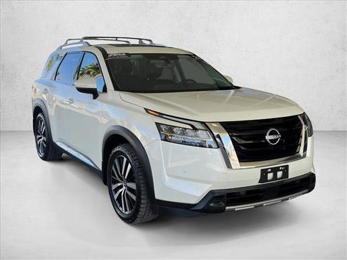 2023 Nissan Pathfinder Platinum 4WD