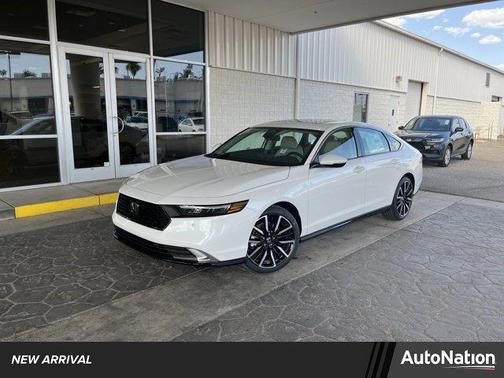 2025 Honda Accord Hybrid Touring
