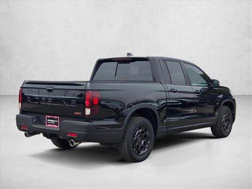 Crystal Black Pearl 2026 Honda Ridgeline TrailSport+
