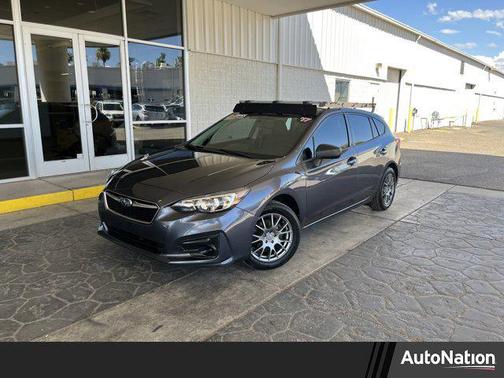 2017 Subaru Impreza 2.0i