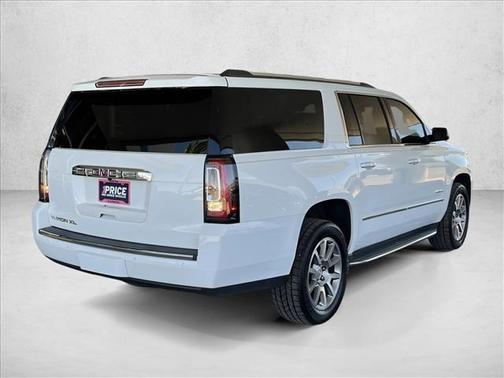 Summit White 2019 GMC Yukon XL Denali