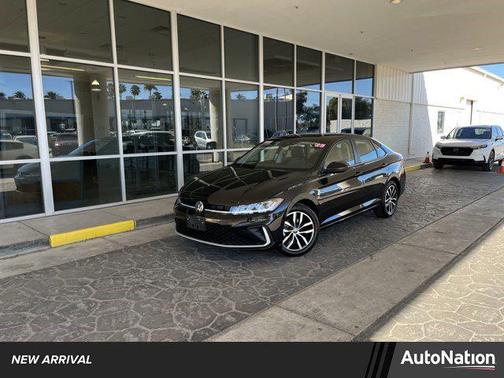 2025 Volkswagen Jetta 1.5T SE