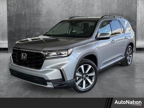 2025 Honda Pilot Touring 8-Passenger