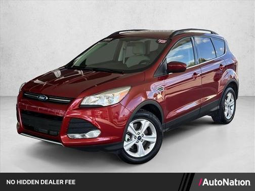 Ruby Red Metallic Tinted Clearcoat 2015 Ford Escape SE