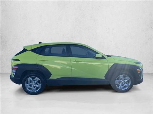 2024 Hyundai KONA SE