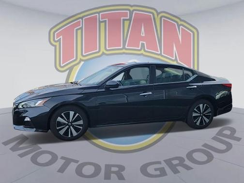 2022 Nissan Altima 2.5 SV