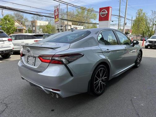 Celestial Silver Metallic 2023 Toyota Camry SE