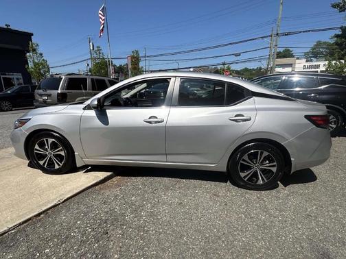 Brilliant Silver Metallic 2023 Nissan Sentra SV