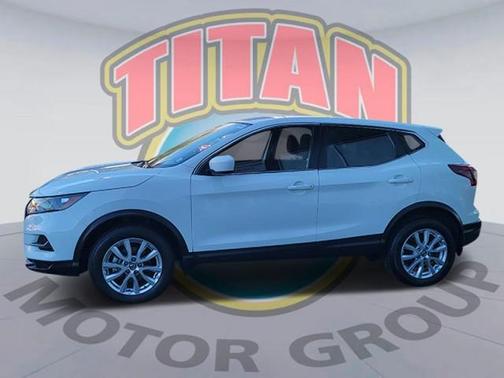 2020 Nissan Rogue Sport SV