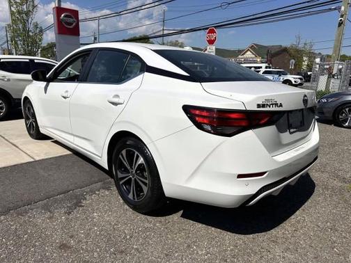 Cloud White 2023 Nissan Sentra SV
