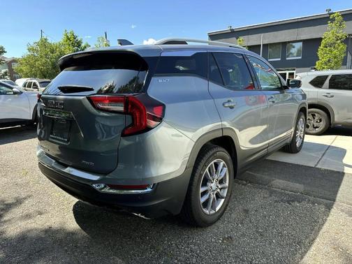 Sterling 2023 GMC Terrain SLT