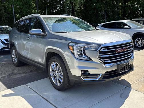 Sterling 2023 GMC Terrain SLT