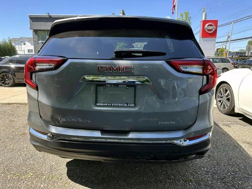 Sterling 2023 GMC Terrain SLT