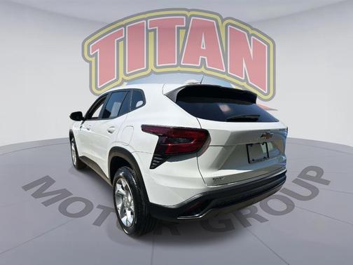 Summit White 2024 Chevrolet Trax LS