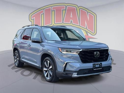 Sonic Gray Pearl 2023 Honda Pilot Touring
