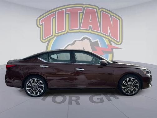 2024 Nissan Altima 2.5 SL