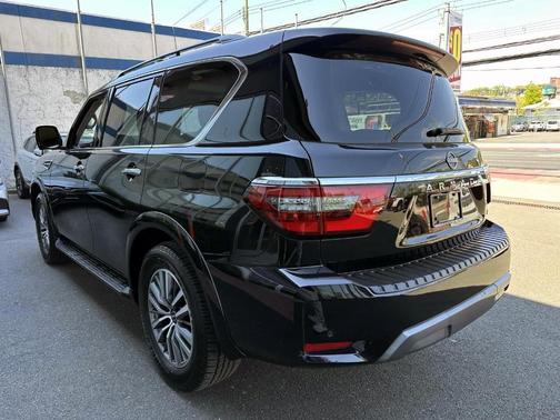 Black 2023 Nissan Armada SL