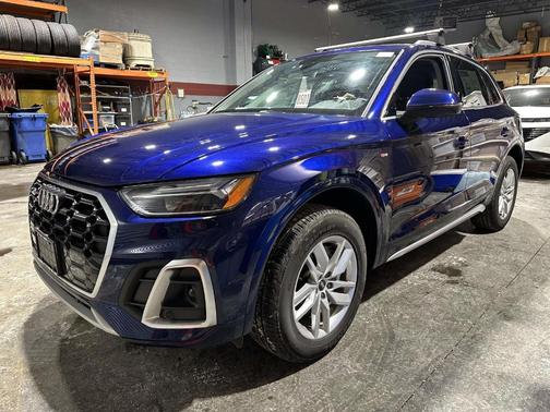 2022 Audi Q5 45 S line quattro Premium