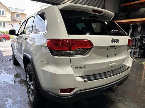 Bright White Clearcoat 2018 Jeep Grand Cherokee Limited