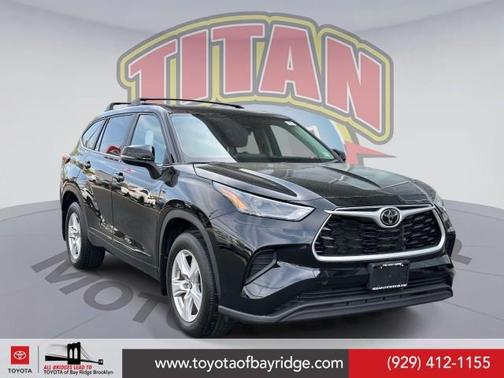 Midnight Black Metallic 2023 Toyota Highlander L