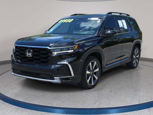 Crystal Black Pearl 2025 Honda Pilot