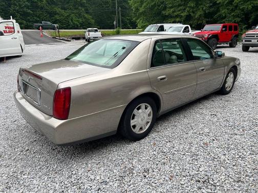 2003 Cadillac DeVille Base