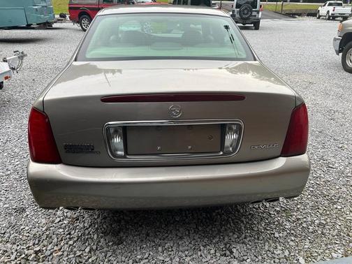 2003 Cadillac DeVille Base