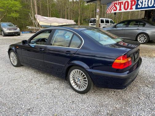 2002 BMW 330 i