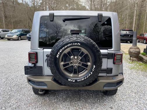 2016 Jeep Wrangler Unlimited Sahara