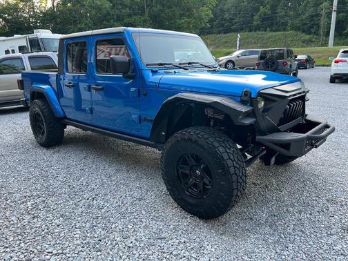 2022 Jeep Gladiator Overland