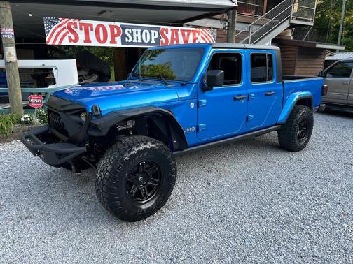 2022 Jeep Gladiator Overland