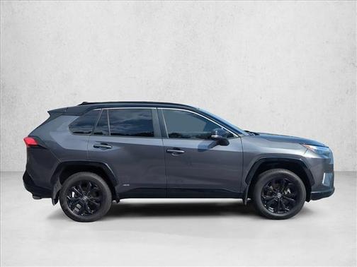 2024 Toyota RAV4 Hybrid SE