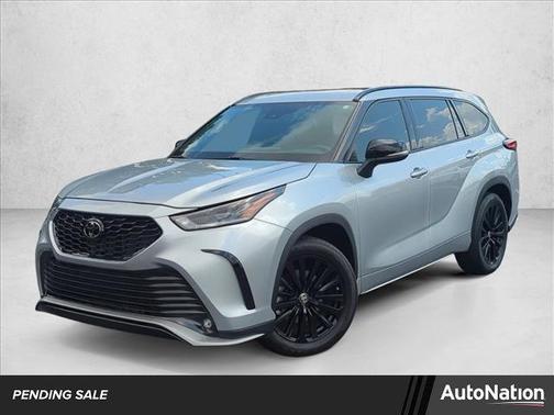 2023 Toyota Highlander XSE
