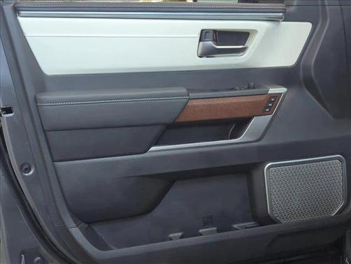 2025 Toyota Sequoia Base