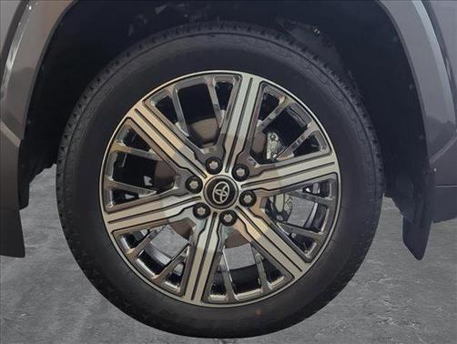 2025 Toyota Sequoia Base