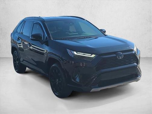 2023 Toyota RAV4 Hybrid SE