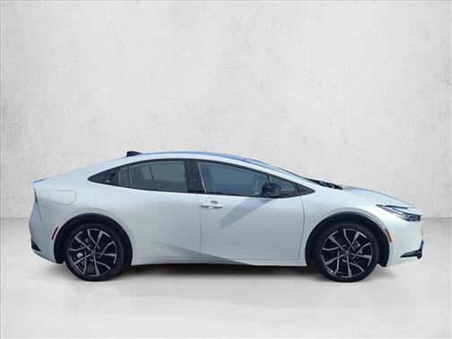 2025 Toyota Prius Plug-In Hybrid XSE Premium