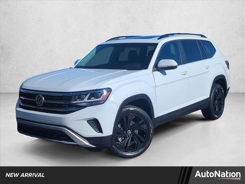 2022 Volkswagen Atlas 3.6L SE w/Technology