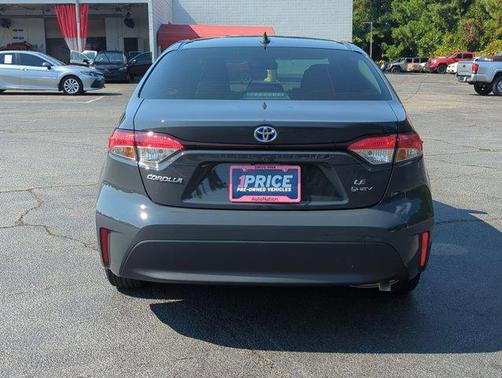 2025 Toyota Corolla Hybrid LE