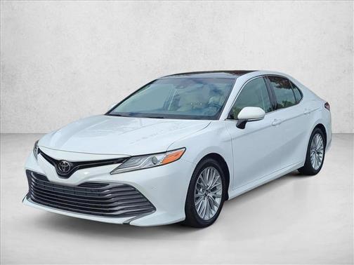 2018 Toyota Camry XLE