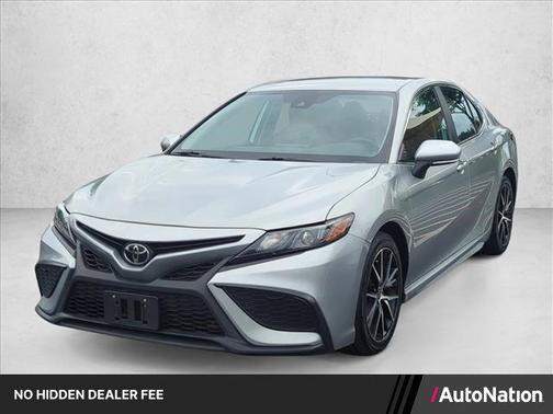 Celestial Silver Metallic 2024 Toyota Camry SE