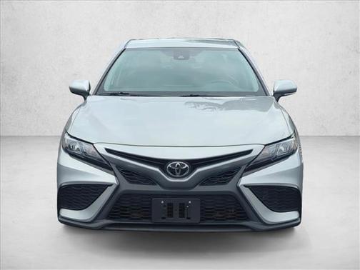 Celestial Silver Metallic 2024 Toyota Camry SE