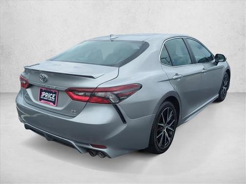 Celestial Silver Metallic 2024 Toyota Camry SE