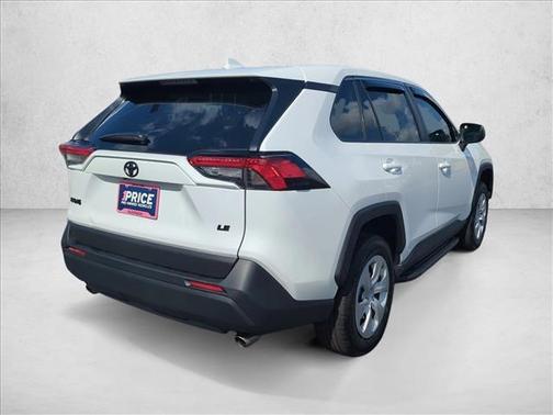 Ice Cap 2025 Toyota RAV4 LE