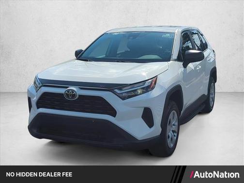 Ice Cap 2025 Toyota RAV4 LE