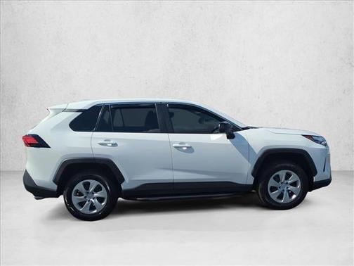 Ice Cap 2025 Toyota RAV4 LE